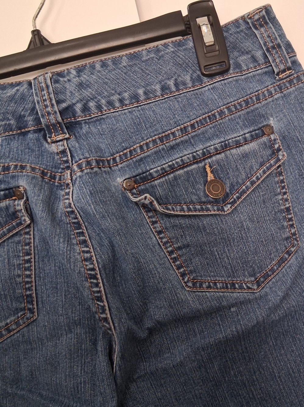 BANDOLINO Blue Jean Capri Shorts Women Size 12 - Picture 9 of 10